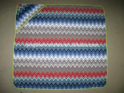 100% Cotton Yarn Dye Jacquard Zigzag Hood Towel for Baby