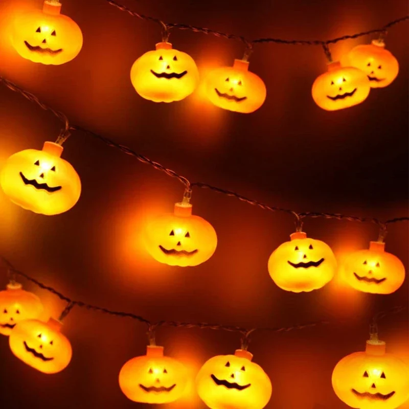 Halloween-Kürbis- und Figurenlicht - Kürbis-, Geister-, Totenkopf-, Skelett- und Spinnennetzlichter für die Halloween-Saison.