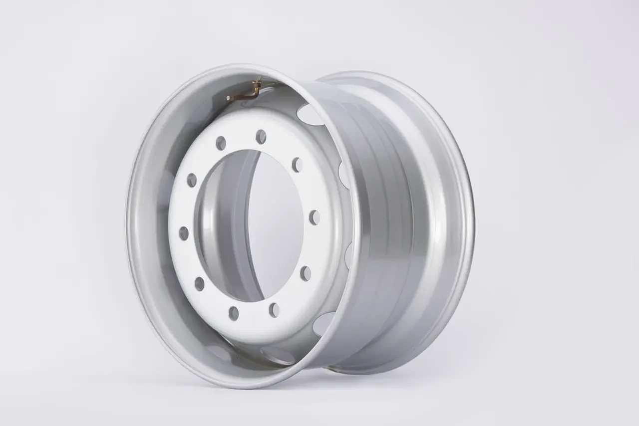 22.5×11.75 truck wheel supplied by Resunyou