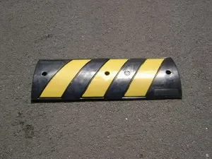 Rubber Speed Hump SH216