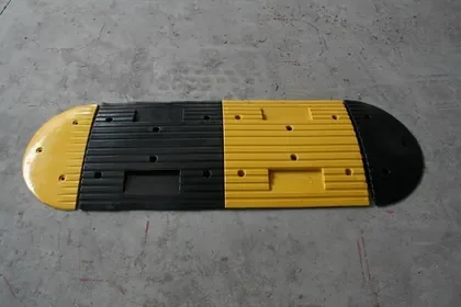 Rubber Speed Hump SH211