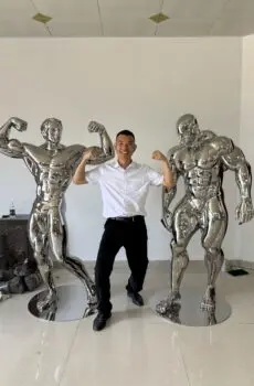 Arnold Schwarzenegger sculpture