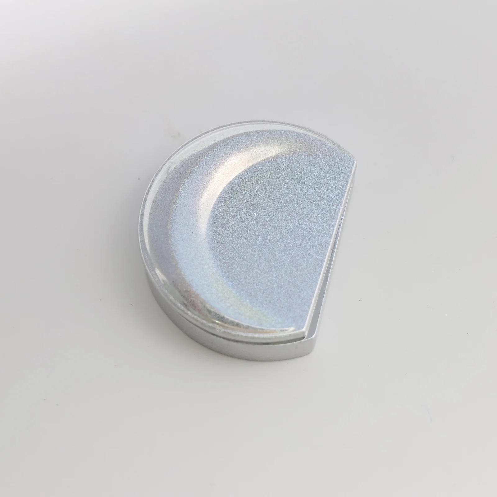 Custom Moon Shaped Solid Scent Cases With Magnetic Refill | SENCHOY