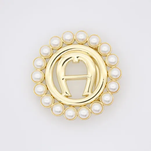 Gold plated fashion belt buckle with set pearls