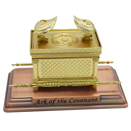 Medium gold Ark of the Covenant model with open cover