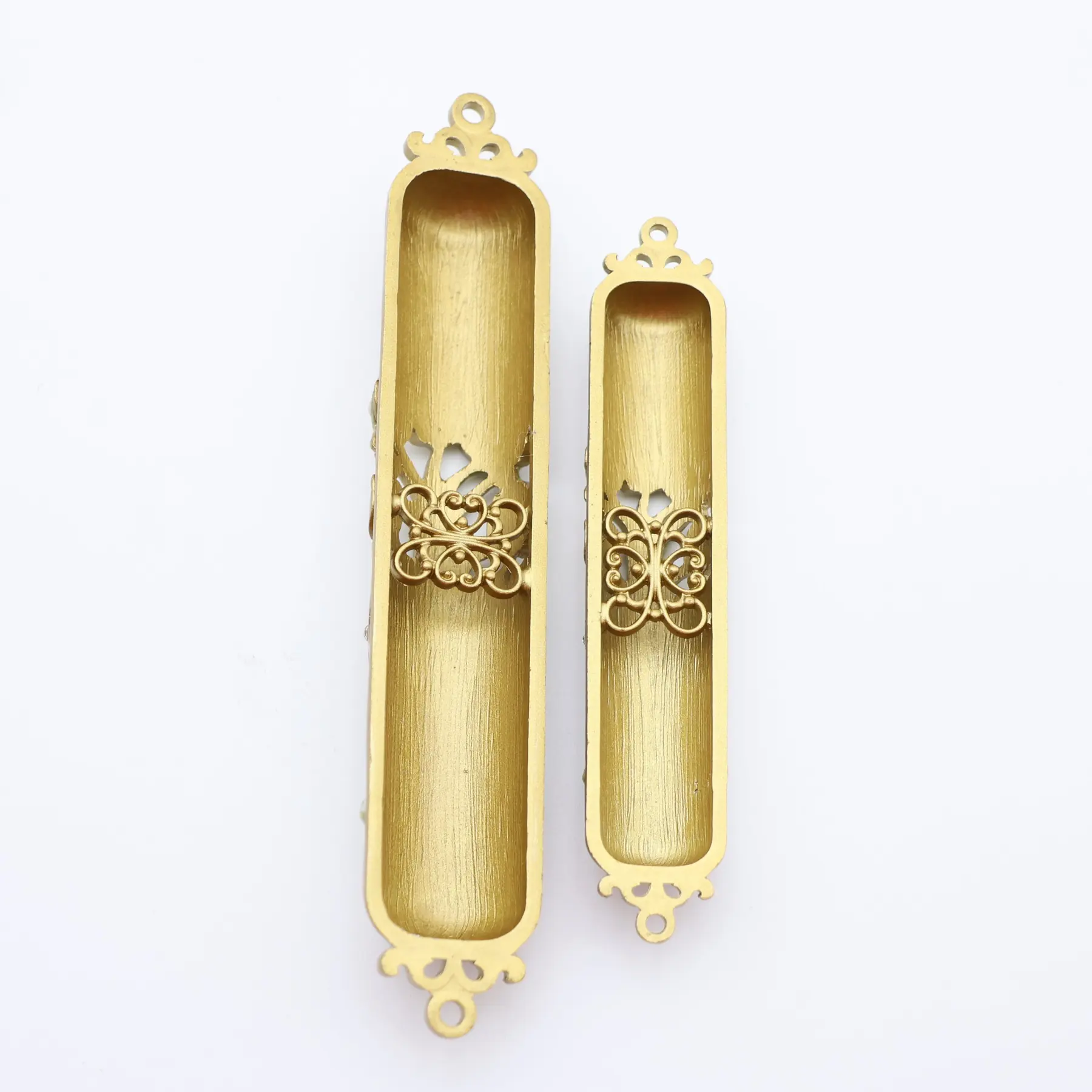 Close view of the enamel leaf detailing on the Tree of Life mezuzah