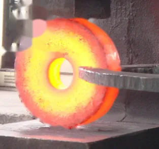 Geschmiedete Ringe