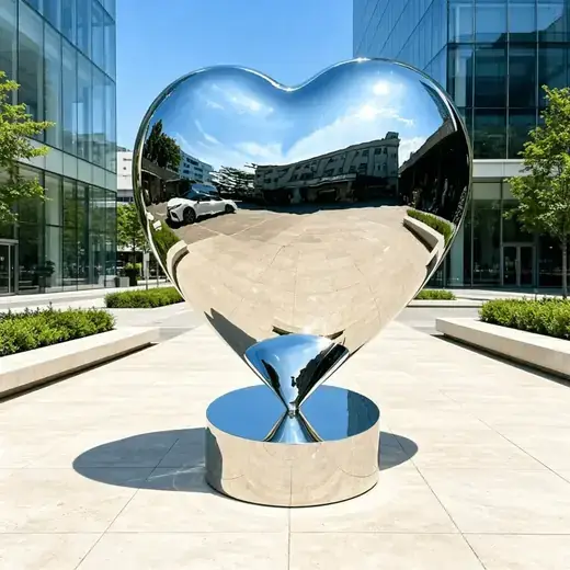 Large Stainless Steel Love Shaped Sculpture produced by Xinhengda Sculpture in Shenzhen