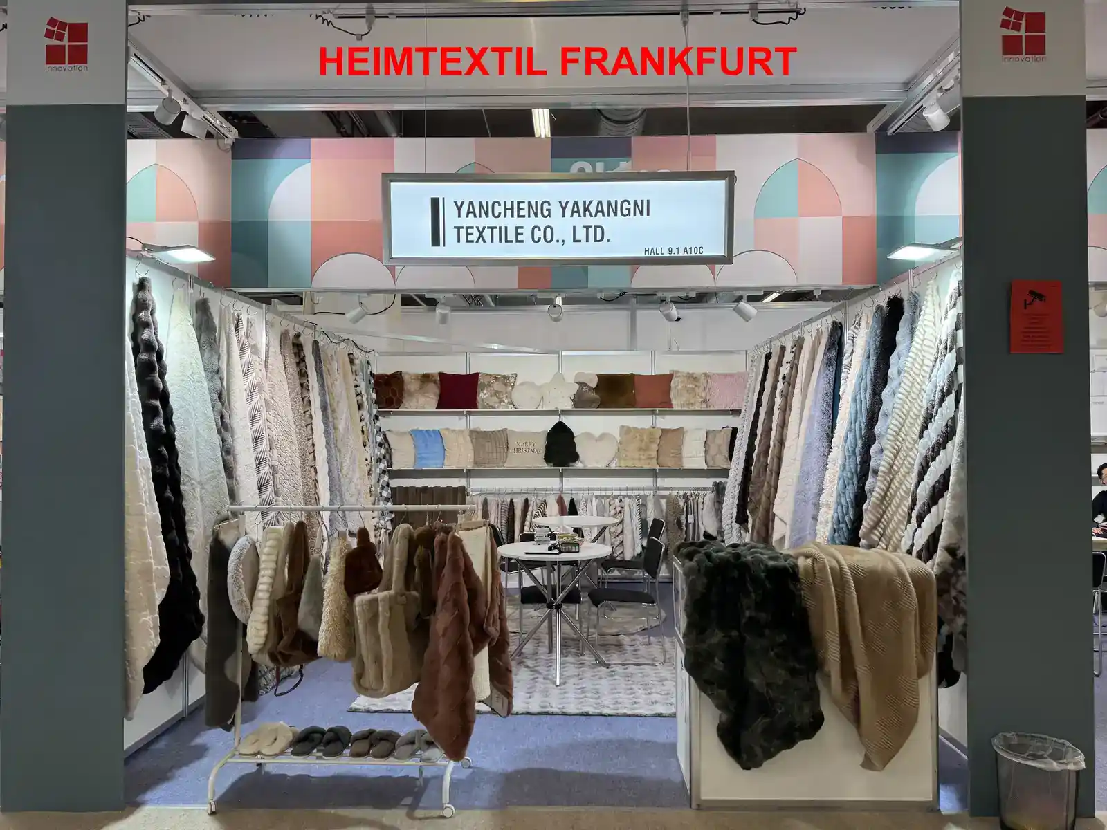 Yakangni-Stand auf der Heimtextil