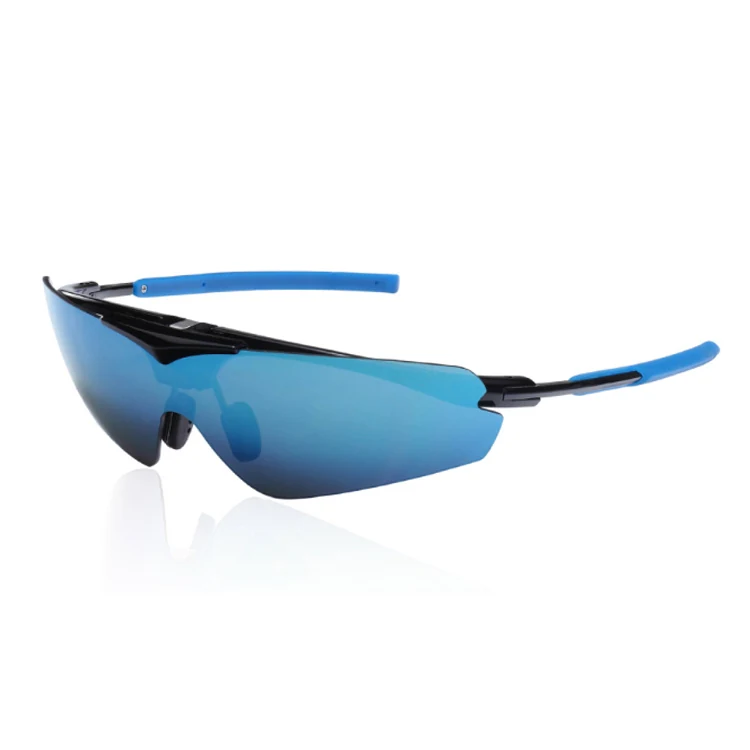 CL-Y831 sunglasses shown with polarized lens and adjustable soft nose pad
