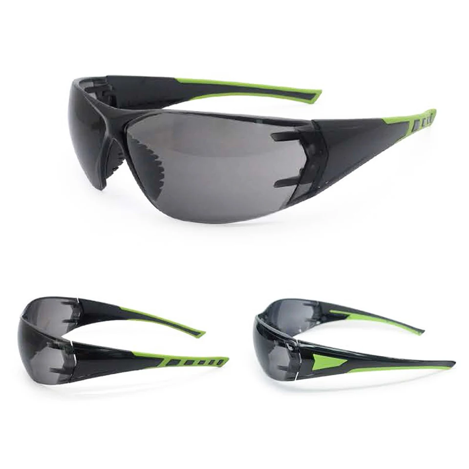 SG-JN161A goggle worn on a face, demonstrating fit and comfort